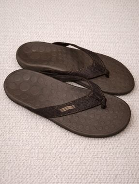 Vionic 44 Wave Orthotic Flip Flops Brown Unisex Sandals Women’s 9 Men’s 8